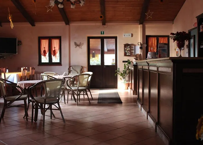 住宿加早餐酒店 Il Girasole Laureana di Borrello